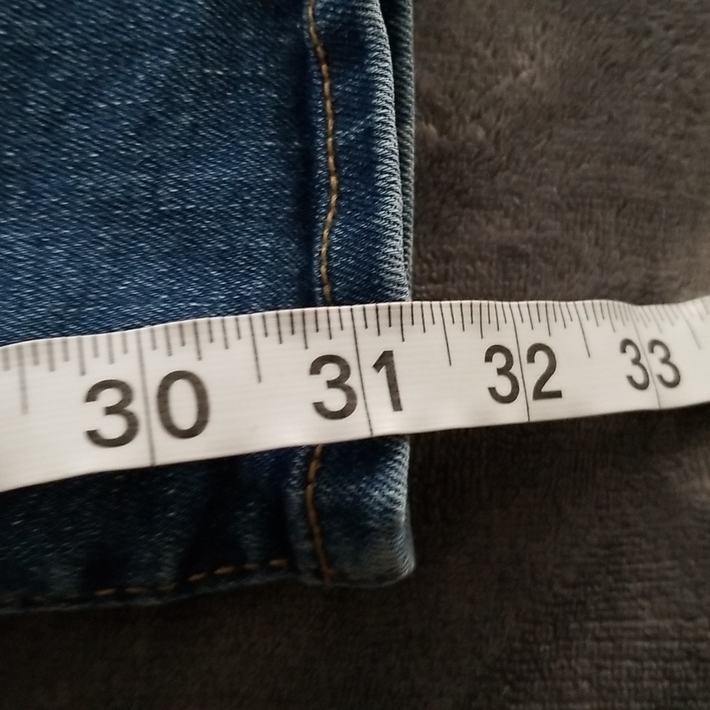 Old Navy Boy's Adjustable Waist Straight Leg Jeans - Picture 13 of 13